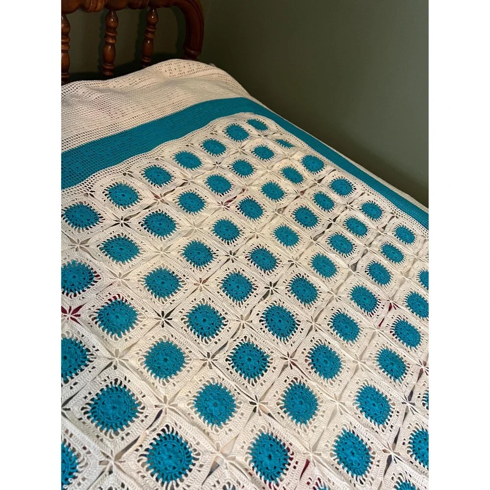 Turquoise and creme afghan with 5 inch fringe